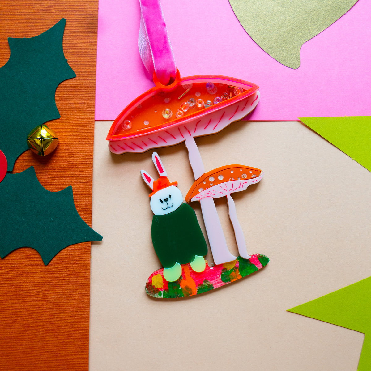 Rabbit Under Confetti Mushrooms Ornamnet