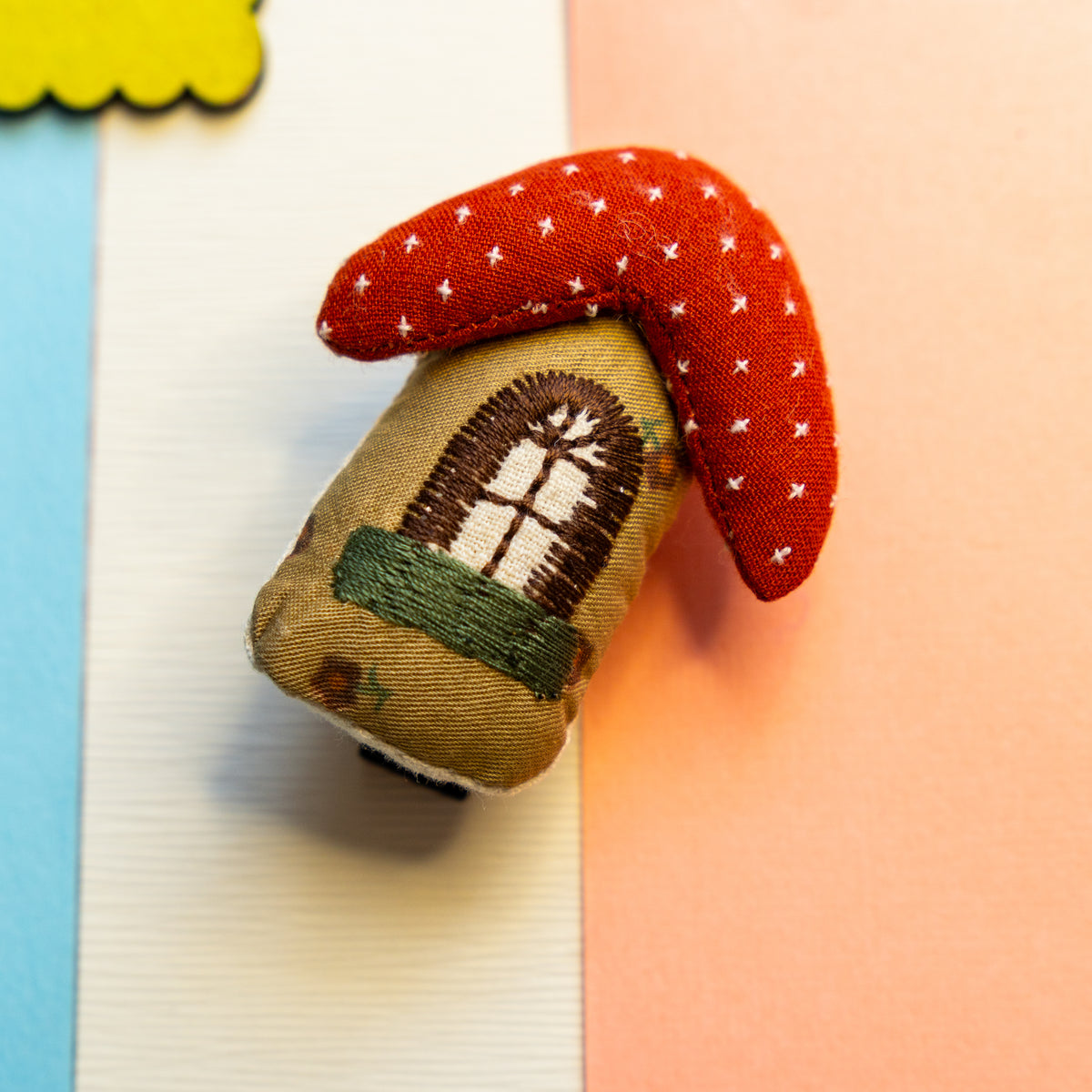 Shroom House Hairclip