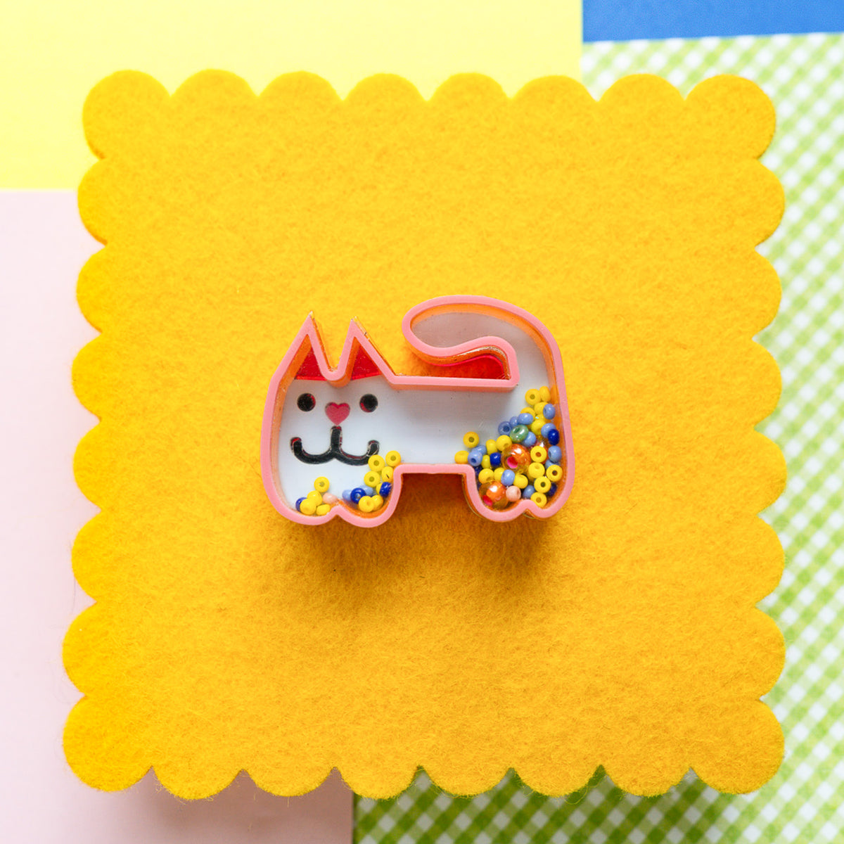 Confetti cat brooch
