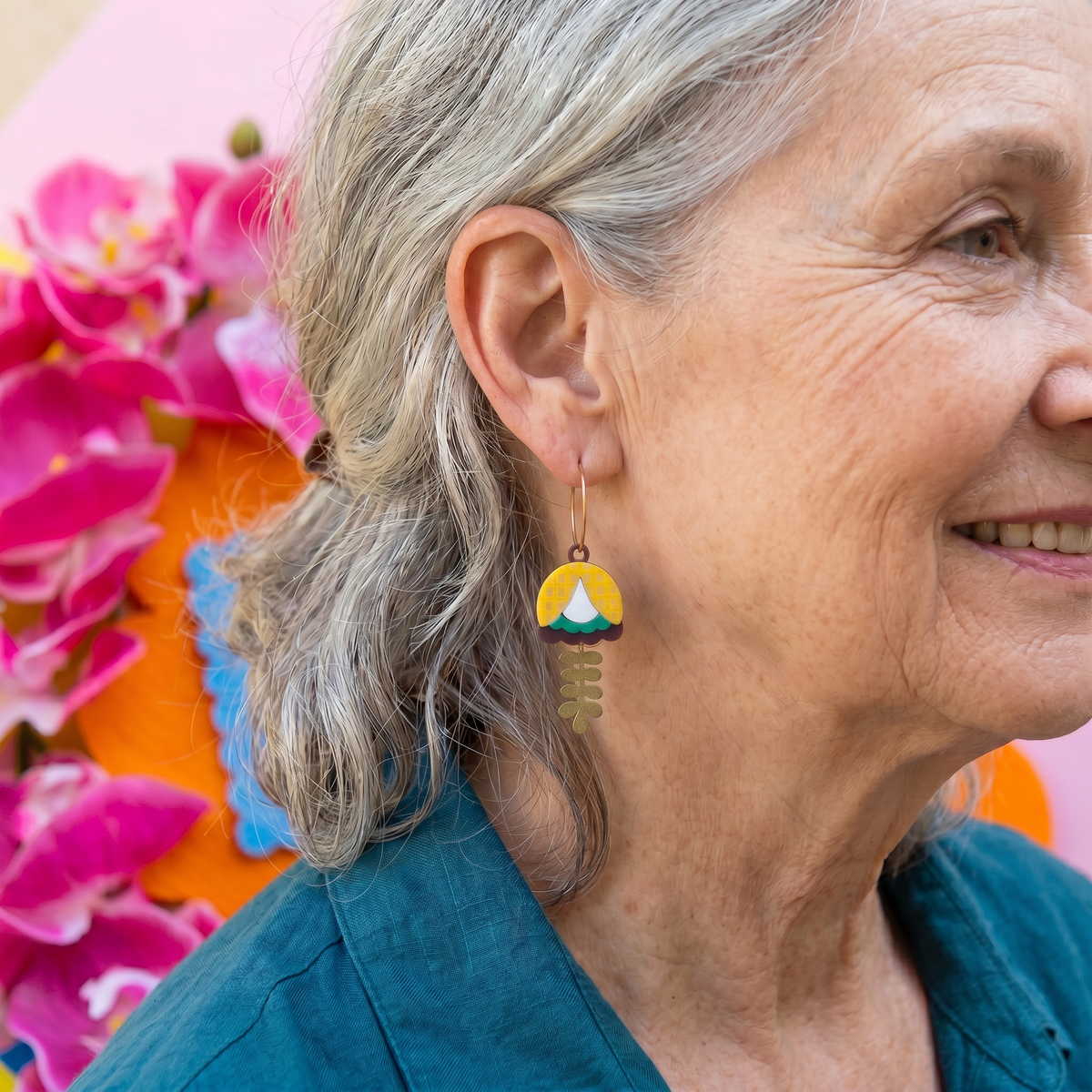 Bell flower earrings